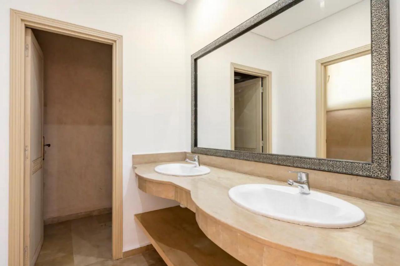 Jolie 3 Chambres Loue Entierement Avec Piscine Villa Marrakesch